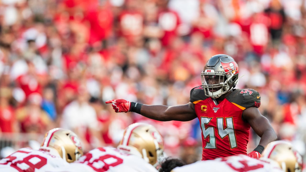 Bucs Performance Review: Lavonte David is Back, Back