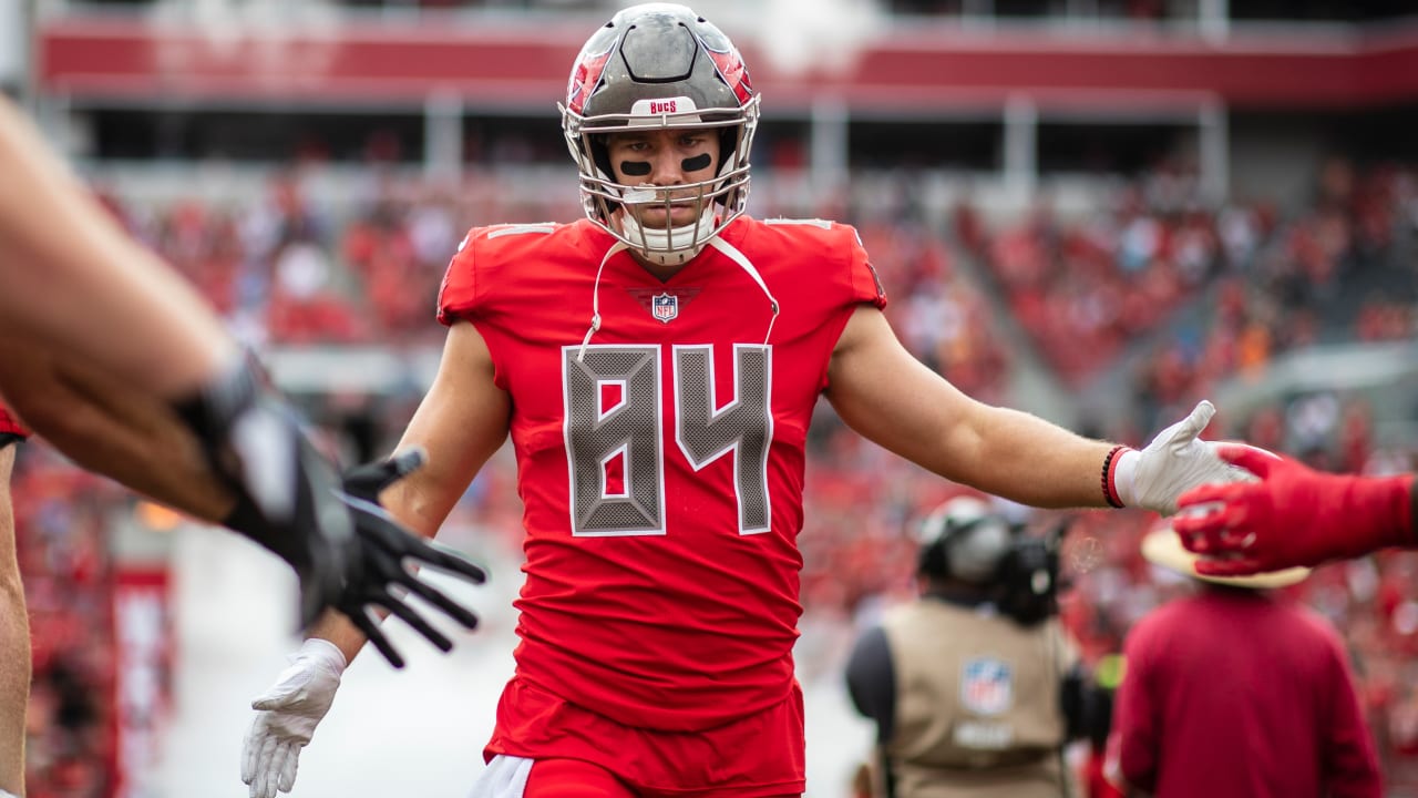 Cam Brate Back In Tampa -  - Tampa Bay Bucs Blog