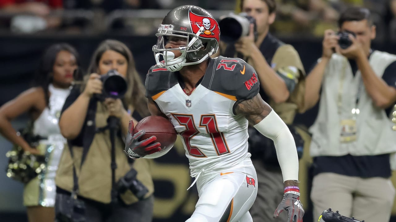 Bucs Release Justin Evans & Sign Physical Receiver