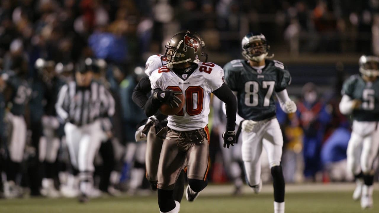 Top Photos from the Bucs Winning NFC Championship Game in 2003