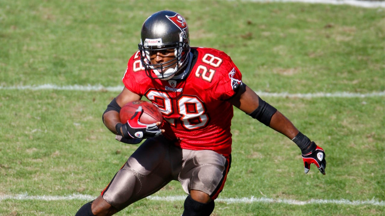 Draft Stories: Former NFL running back Warrick Dunn