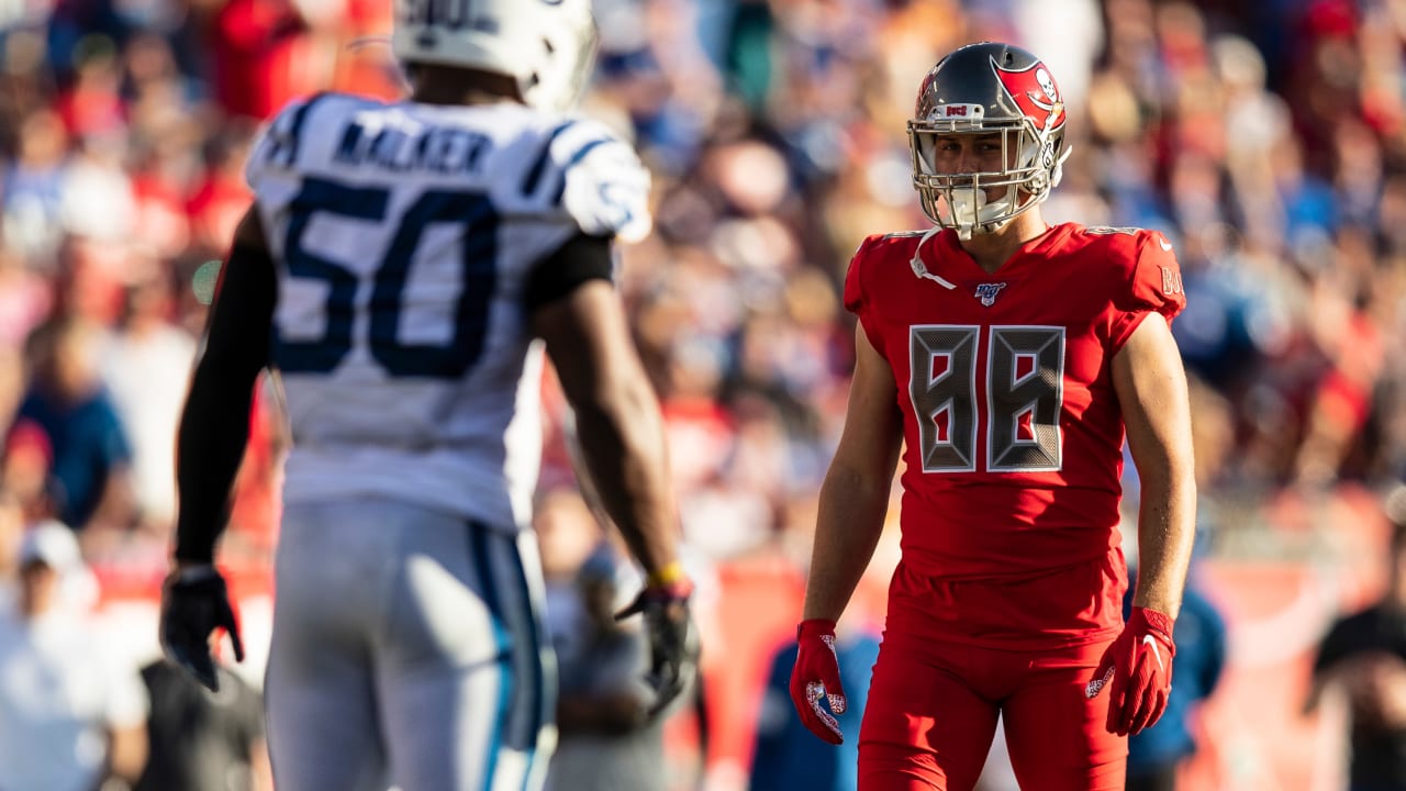 Rob Gronkowski calls himself 'a blocking tight end,' came to Buccaneers 'to  block, baby' 