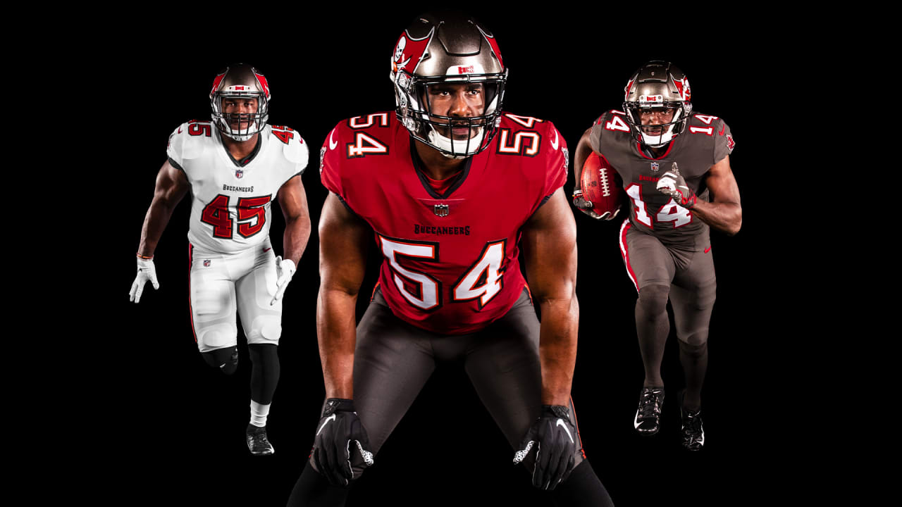 424 Tampa Bay Buccaneers Uniforms Stock Photos, High-Res Pictures, and  Images - Getty Images