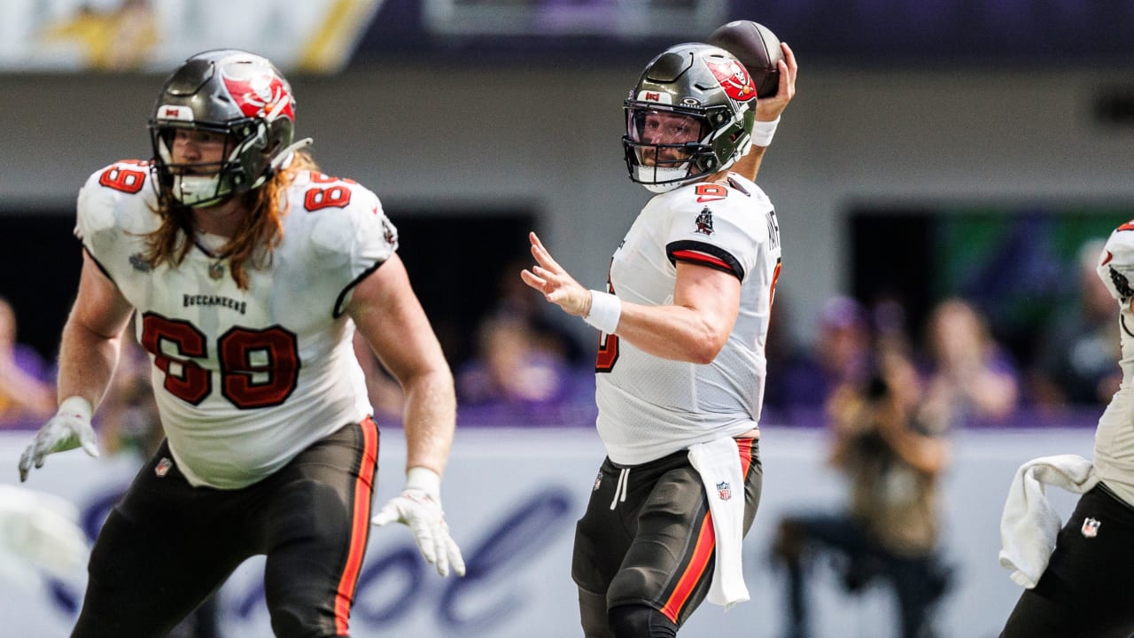 HIGHLIGHT: Baker Mayfield Throws First Bucs TD Pass to Mike Evans