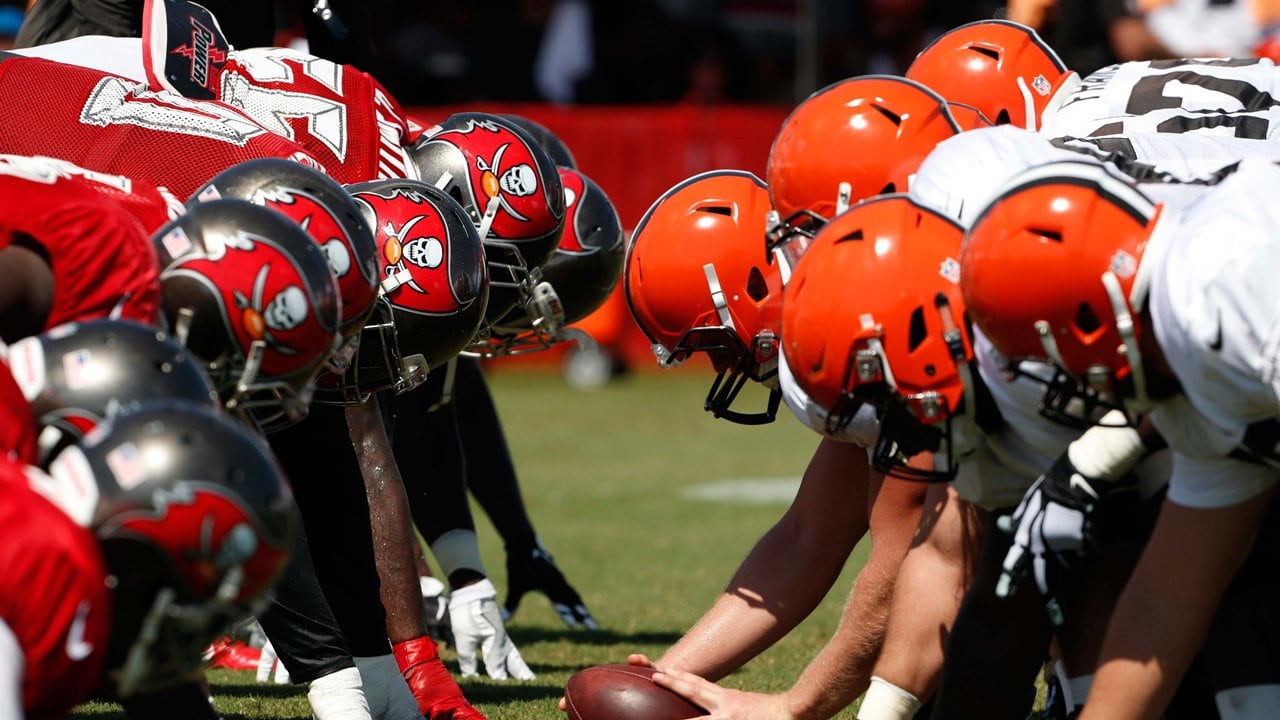 Photos Buccaneers Training Camp, August 23