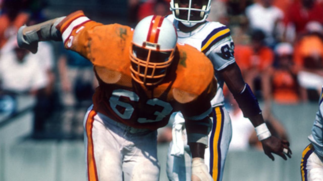 Today in Central Florida sports history: Bucs draft Lee Roy Selmon –  Orlando Sentinel