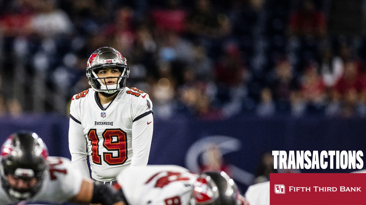 Tampa Bay Buccaneers sign kicker Rodrigo Blankenship - Bucs