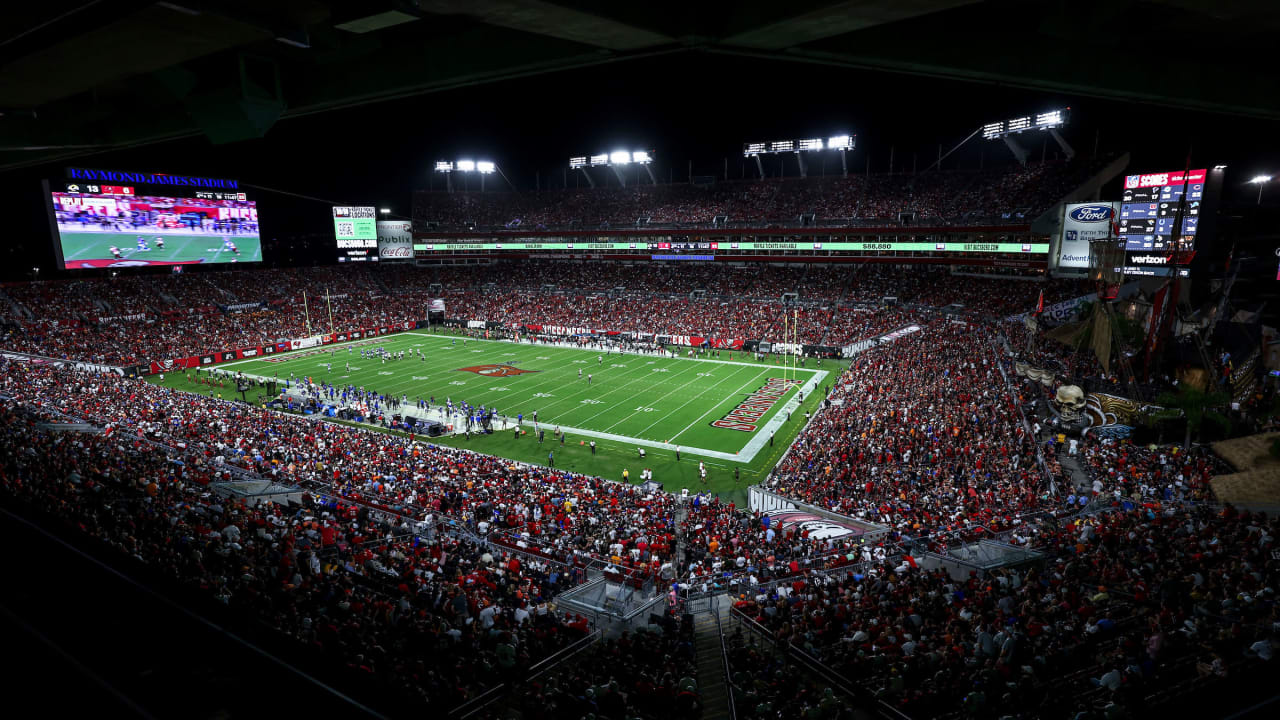 Buccaneers and Legends Launch Tampa Bay Chef Showcase