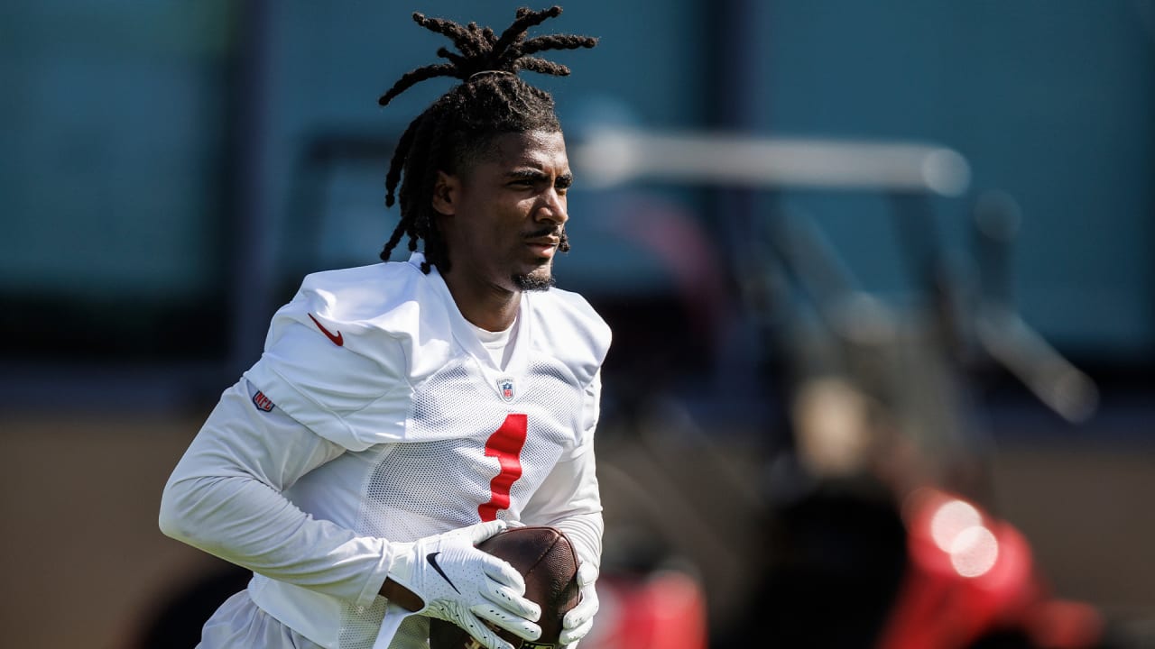 Rachaad White & Luke Goedeke Biggest Leapers for Buccaneers in 2023 season - Vimarsana News