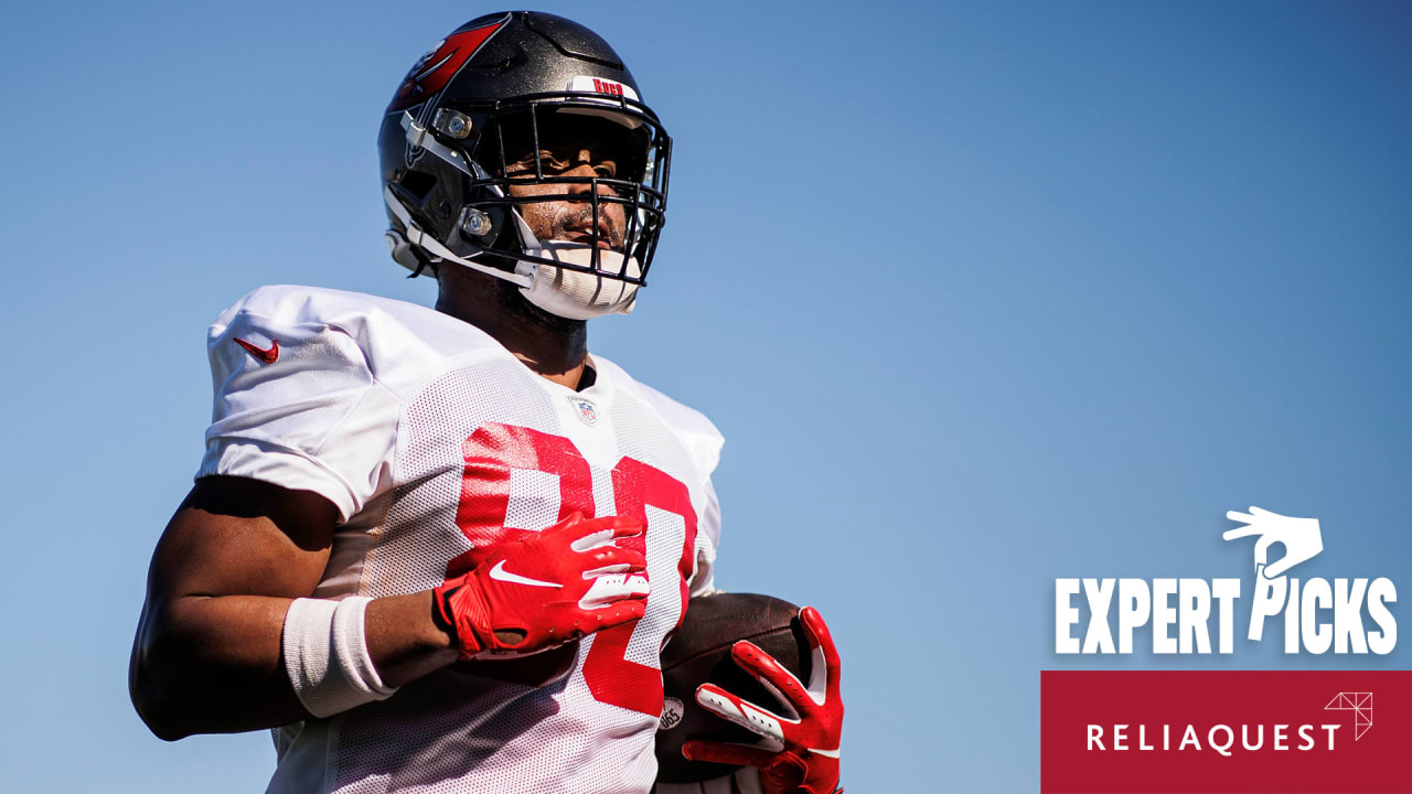 2021 Week 13 Expert Picks Buccaneers vs. Falcons