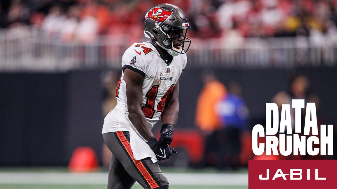 Bucs' Godwin becomes one of two players to have 100-catch seasons in team  history