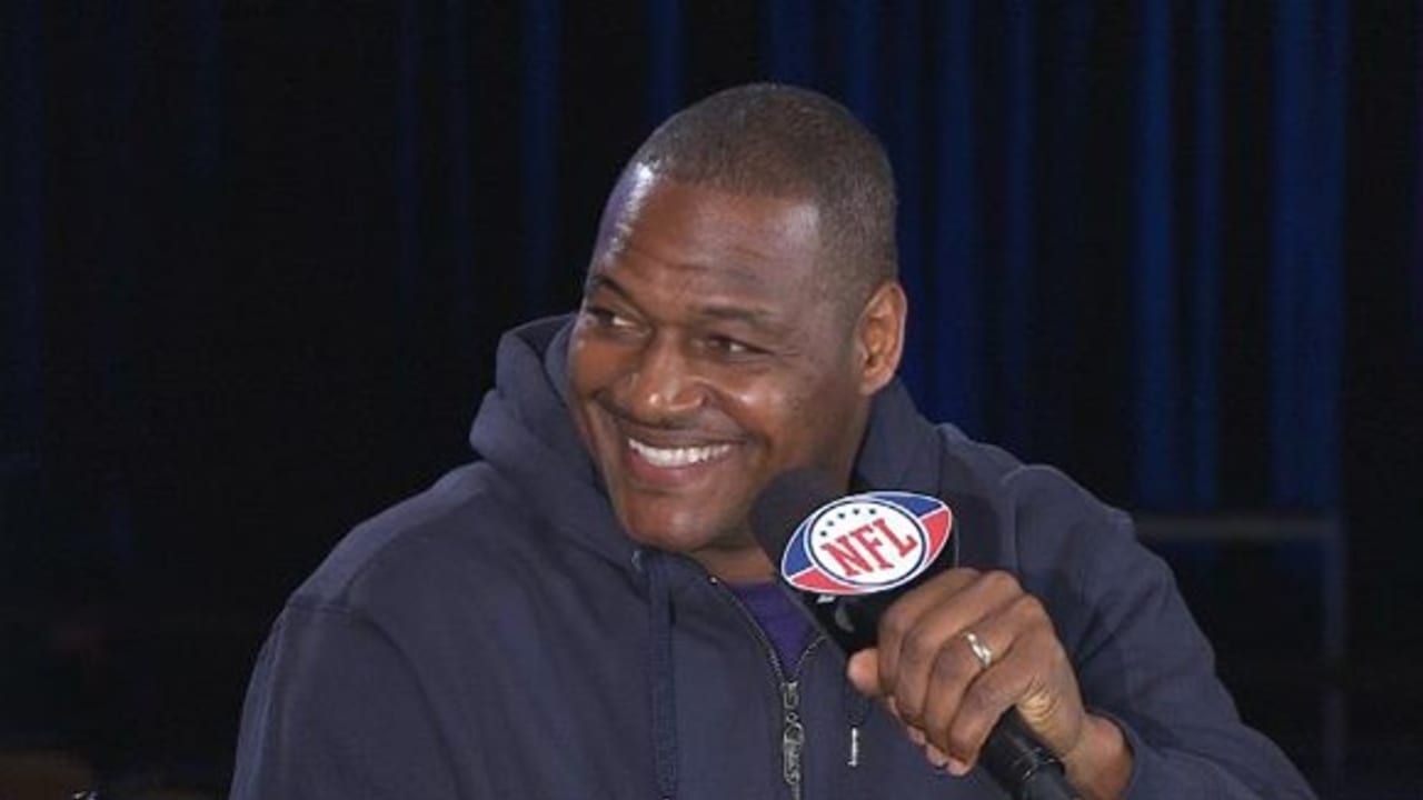 Derrick Brooks On Set