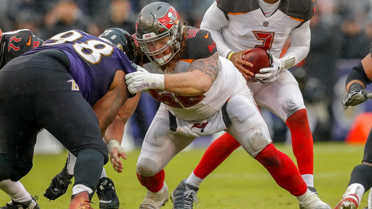 Buccaneers' Starting Offensive Line Plan Starting to Become Clear