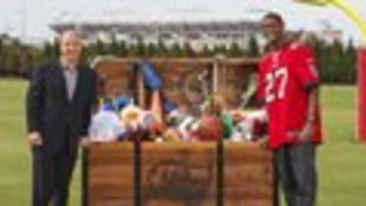 Sports Equipment Drive Set for Sunday