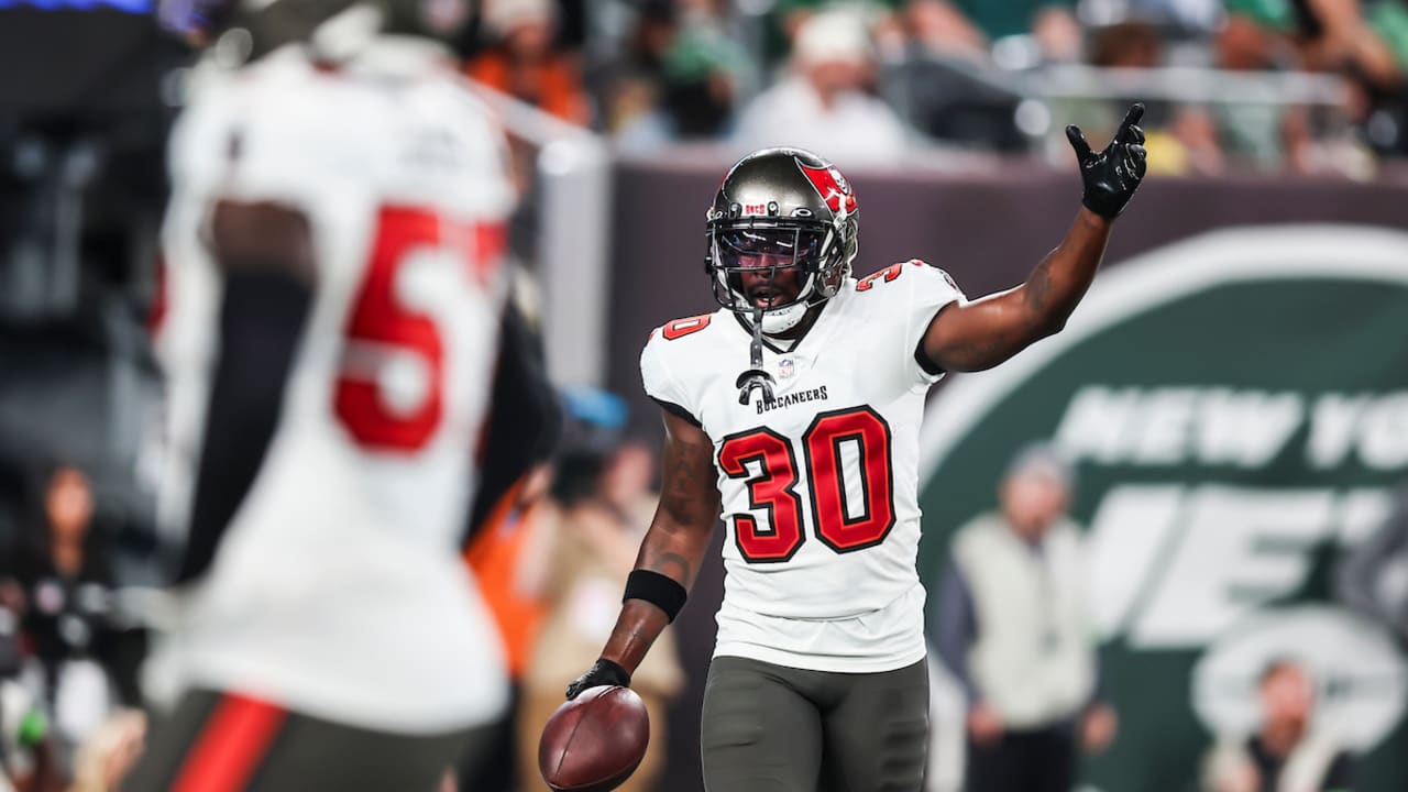 HIGHLIGHT Dee Delaney Crazy Endzone Interception vs. NYJ