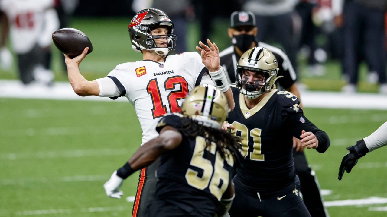 WATCH: Tom Brady's best throws from wild-card win vs. Washington