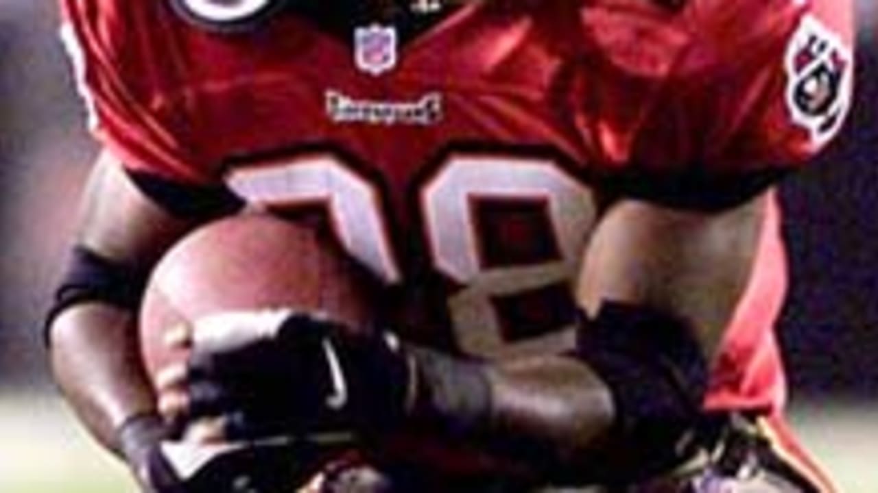 WARRICK DUNN & MIKE ALSTOTT TAMPA BAY BUCCANEERS STARTING