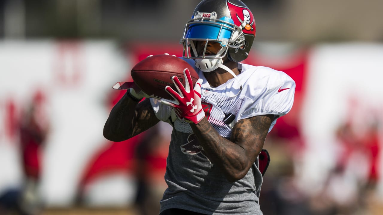 Reports: Bucs WR DeSean Jackson wants out of Tampa