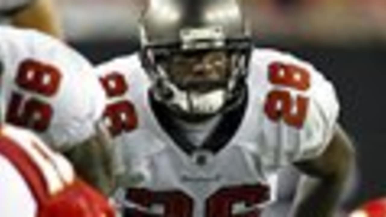 Vincent, Jones Crack Starting 22