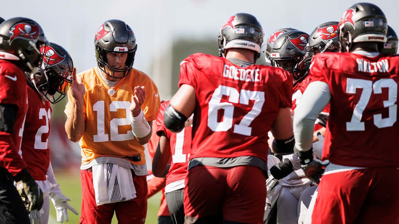 Those Two Guys, They Work Their Asses Off -  - Tampa Bay  Bucs Blog, Buccaneers News