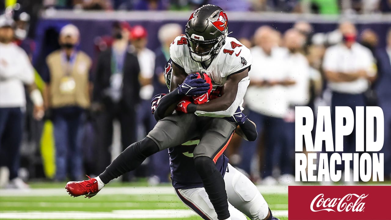 August 28, 2021: Houston Texans quarterback Davis Mills (10) throws the  ball during the third quarte