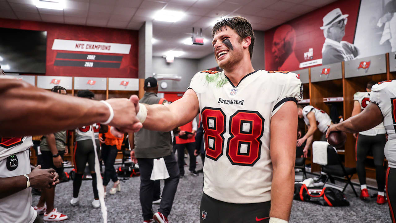 Bucs rookie tight end Cade Otton is cleared for training camp