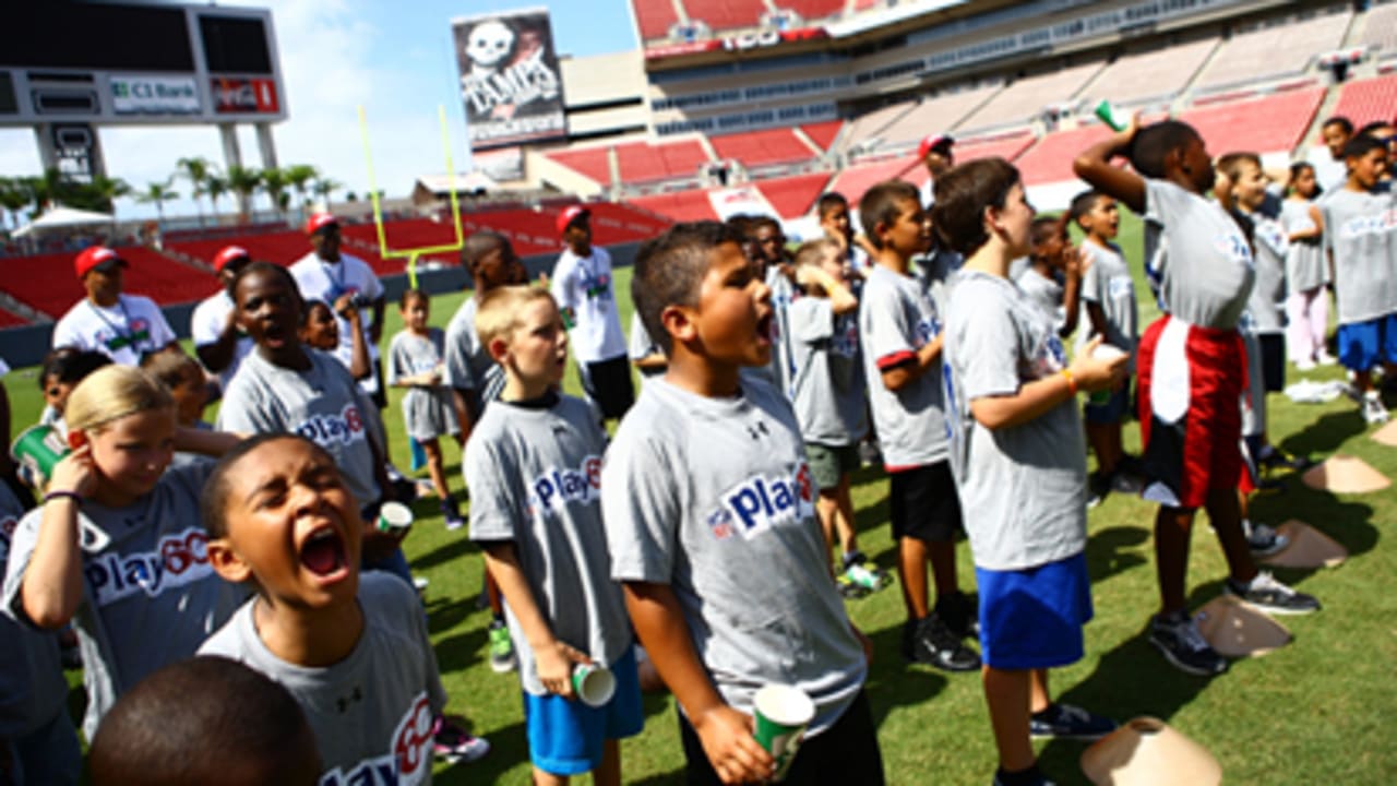 Cowboys Host NFL PLAY 60 Character Camp