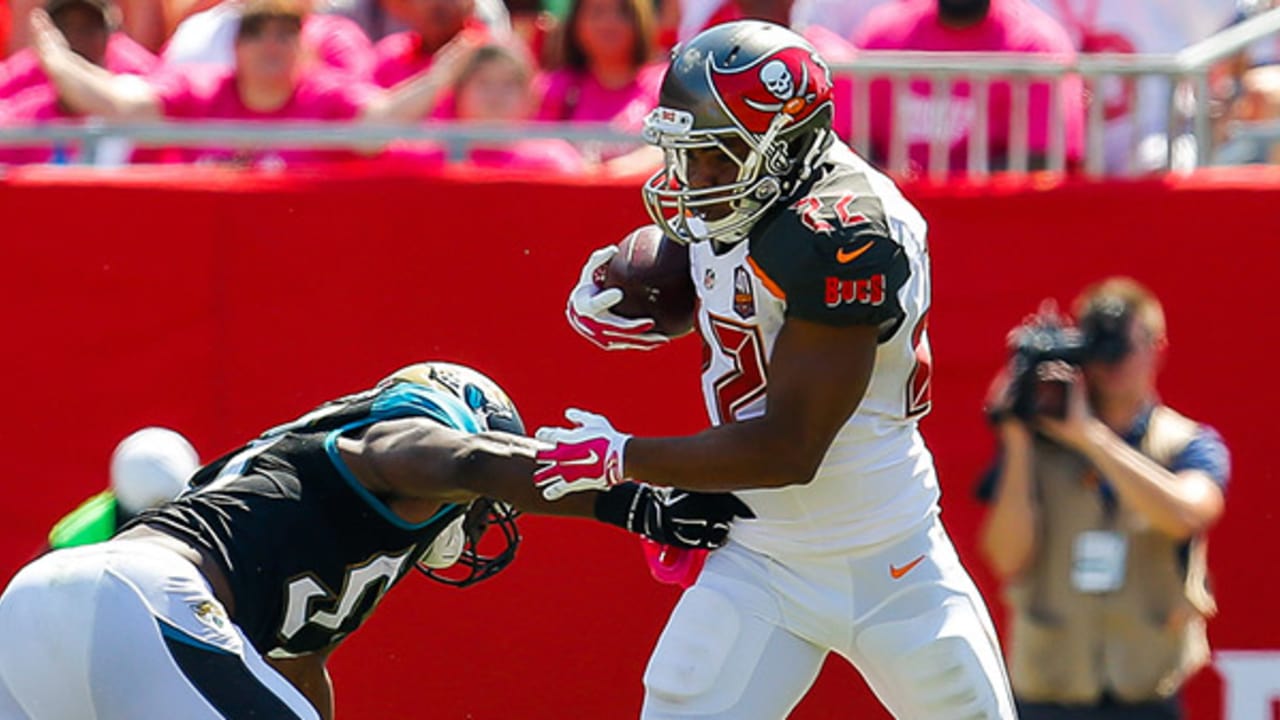 JAGUARS VS BUCCANEERS HISTORY visual data 4