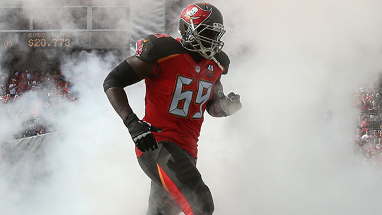 Bucs Training Camp Preview Offensive Line