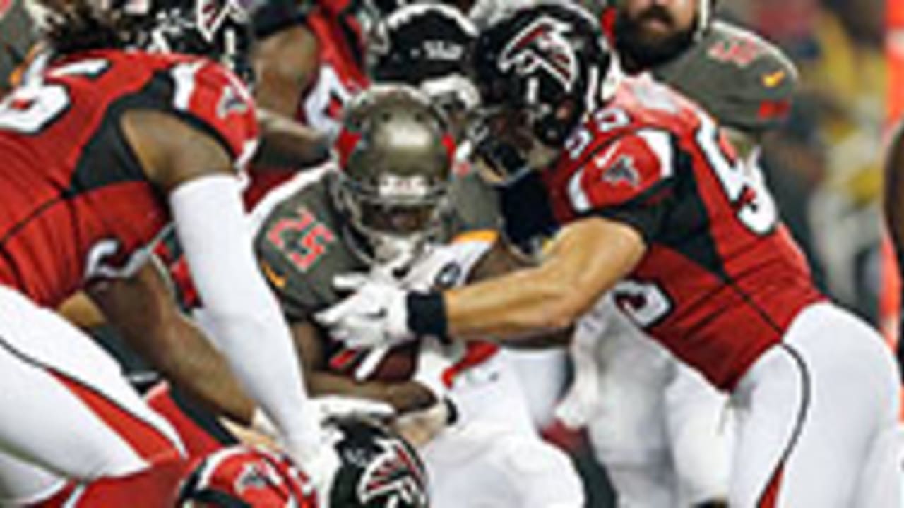 Ryan, Jones, Hester lead Falcons to 56-14 win over Buccaneers