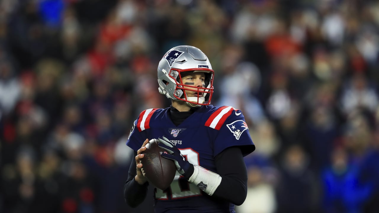 Tom Brady, Buccaneers get 2021 NFL season off to a fiery start