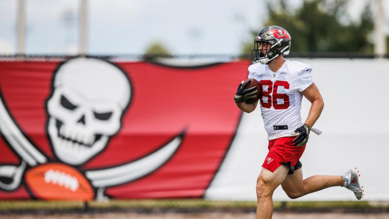 Tampa Bay Buccaneers - Welcome to the Krewe, Scotty Miller!