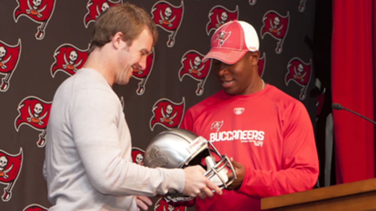 LaMarr Woodley represents Pittsburgh Steelers on All-Fundamentals Team 