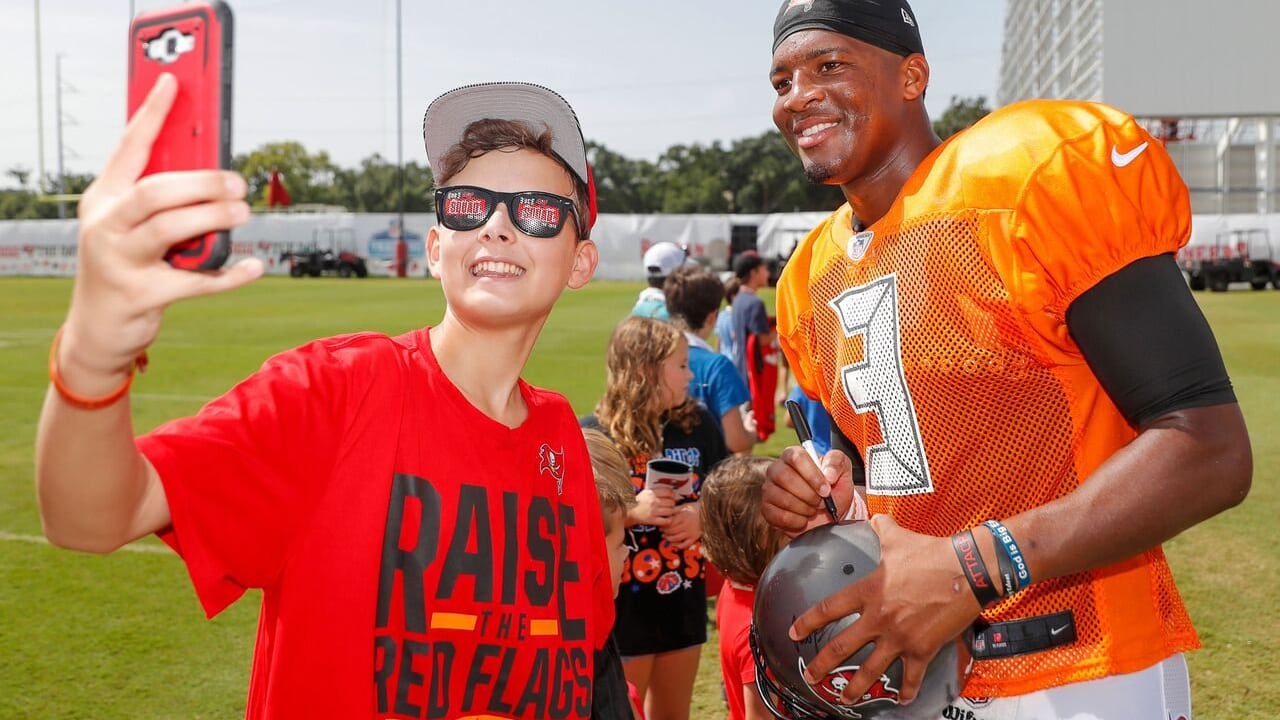 Photos: Fans at Training Camp, August 4