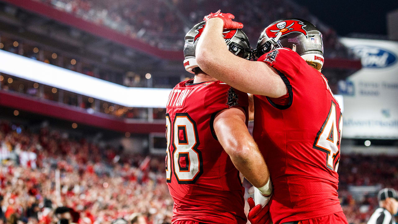 June 12, 2023, Tampa, Florida, USA: Tampa Bay Buccaneers tight end Cade  Otton (88) attends the