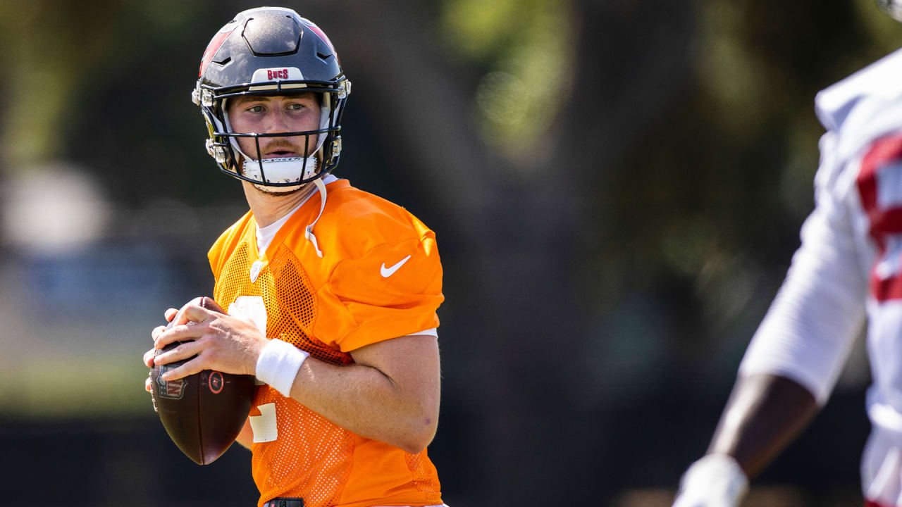 Highlights QB Kyle Trask Throws Deep Pass During OTAs