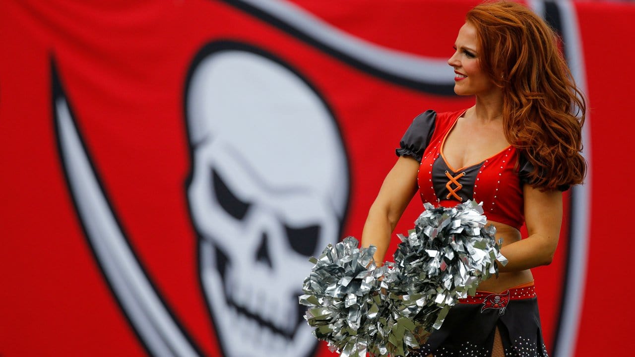 Photos: Buccaneers Cheerleader Michelle L.