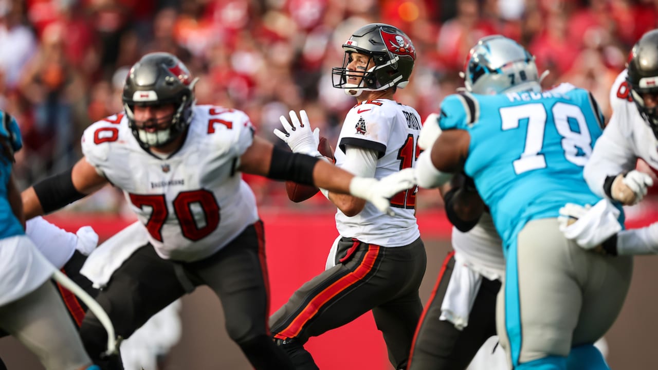 QB Tom Brady vs. Panthers Highlights Week 17 20222023 season