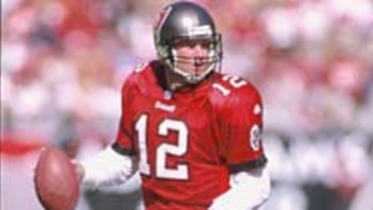 Tampa Bay Buccaneers Quarterback Trent Dilfer Nfl Action