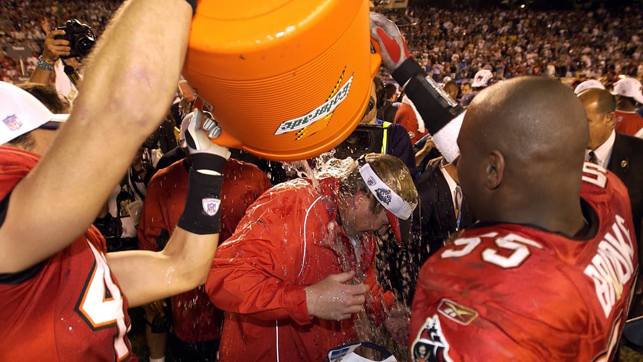 Top Photos from the Bucs Winning Super Bowl XXXVII