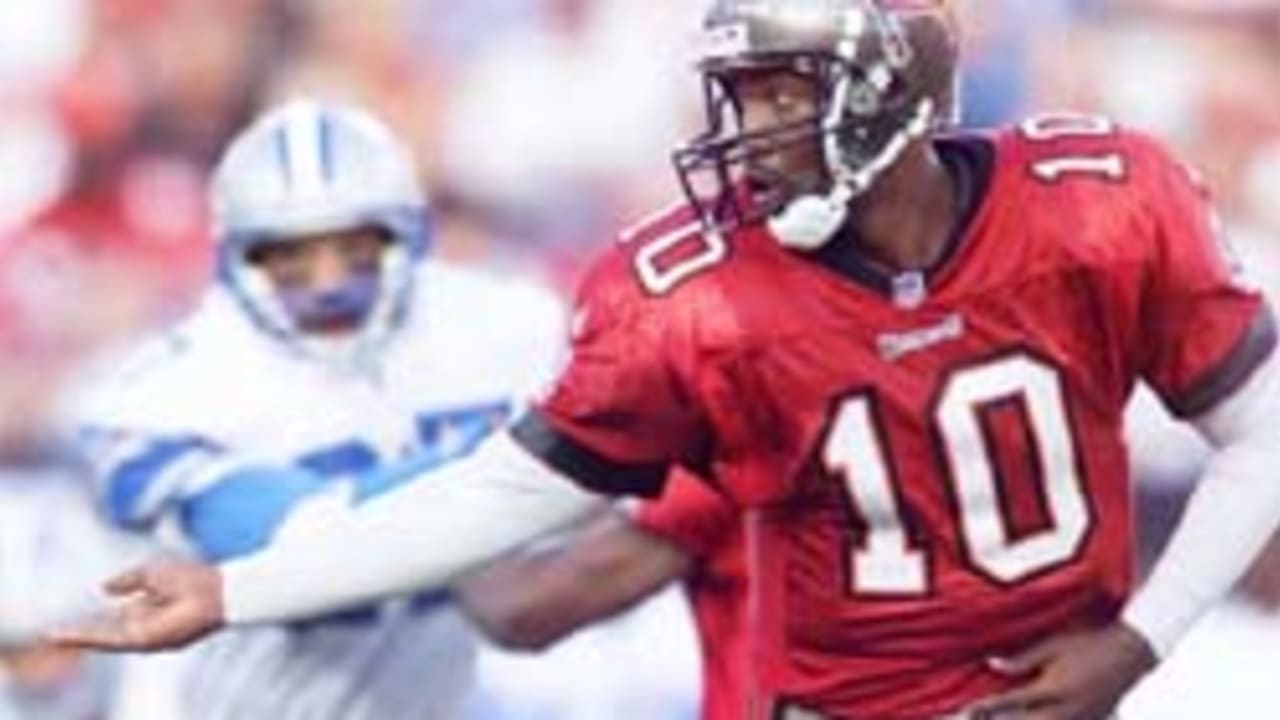 Todd Marinovich throws 7 touchdowns in first pro game with The