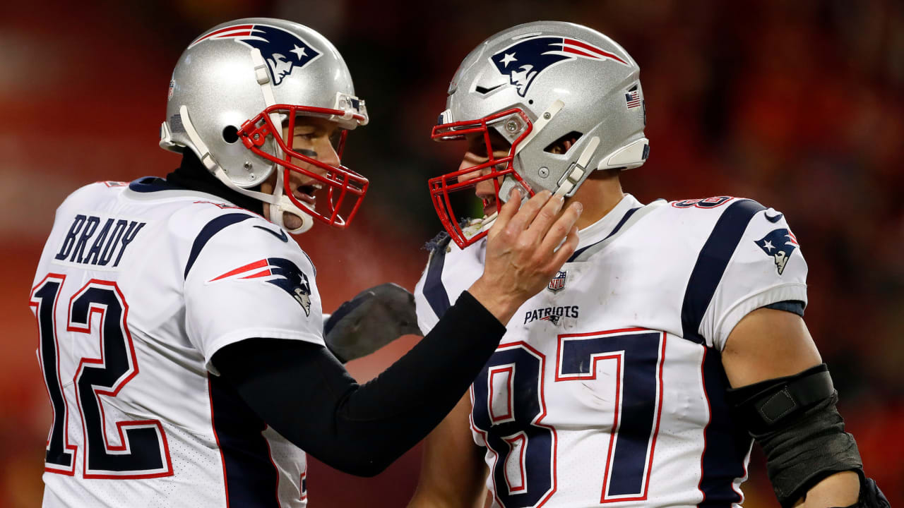Photos Of Rob Gronkowski And Tom Brady Reunited In Tampa