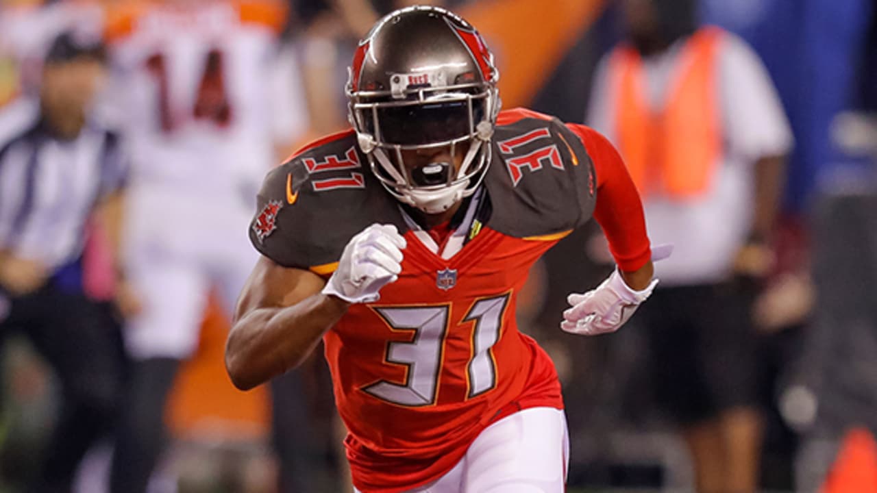 Bucs Re-Sign Cody Riggs to Practice Squad