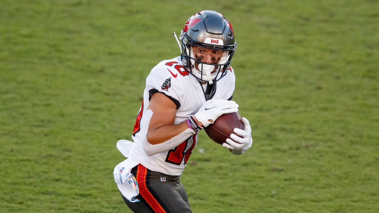 Tampa Bay Buccaneers wide receiver Scott Miller (10) warms up before an NFL  football game against the New York Jets, Sunday, Jan. 2, 2022, in East  Rutherford, N.J. (AP Photo/Adam Hunger Stock