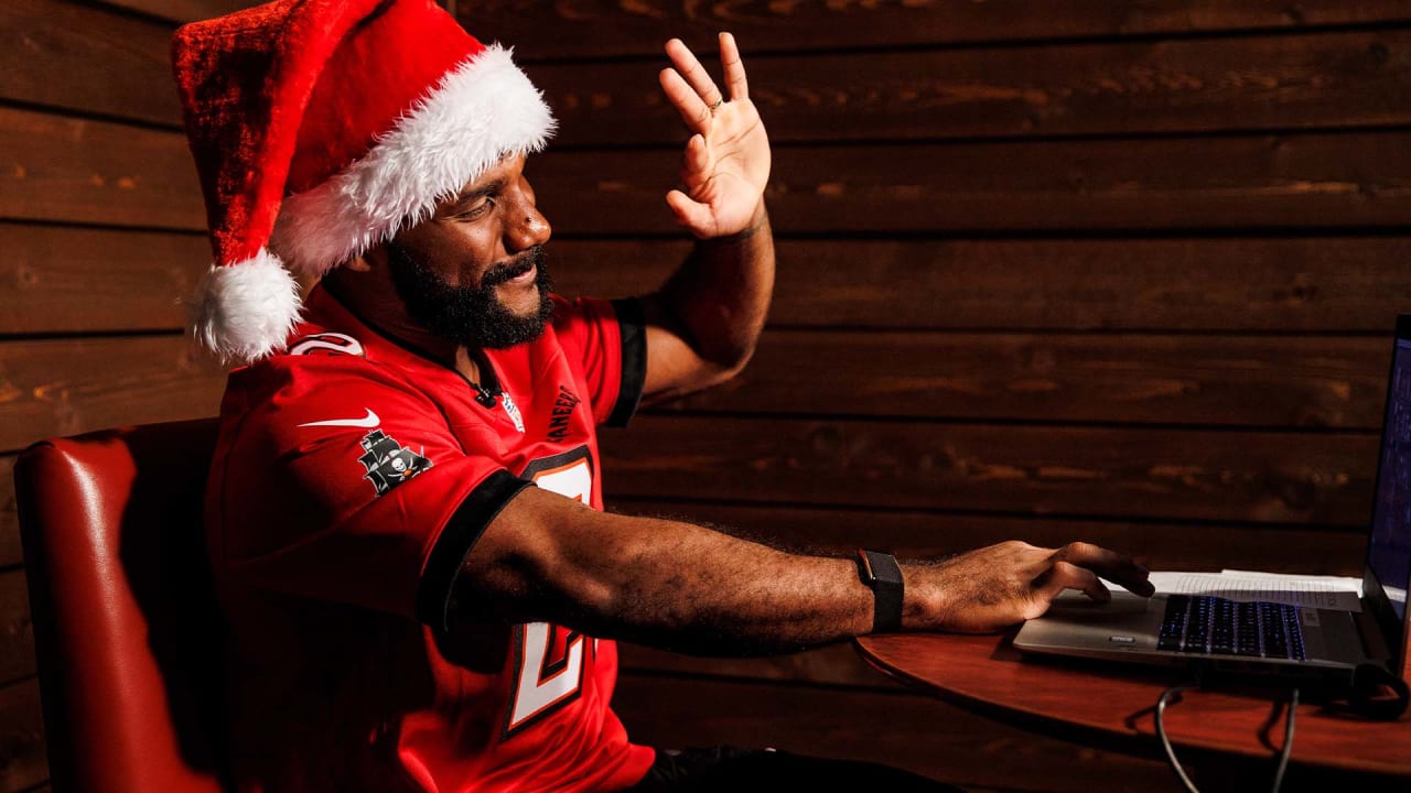 Video: Giovani Bernard Holiday Event for Single Parents Video: Giovani Bernard Holiday Event for Single Parents