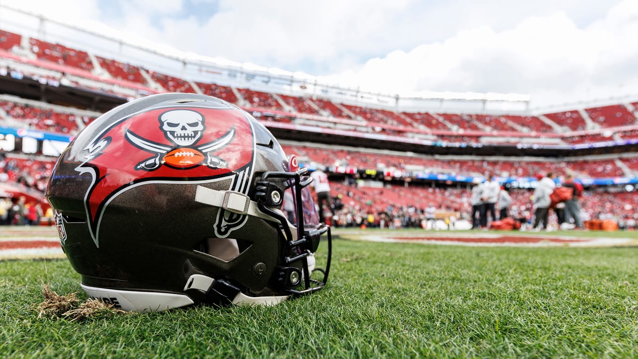 Window Opens for Bucs to Use Franchise Tag