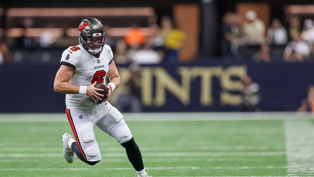 Bucs' Baker Mayfield throws 3 touchdown passes in win over Saints