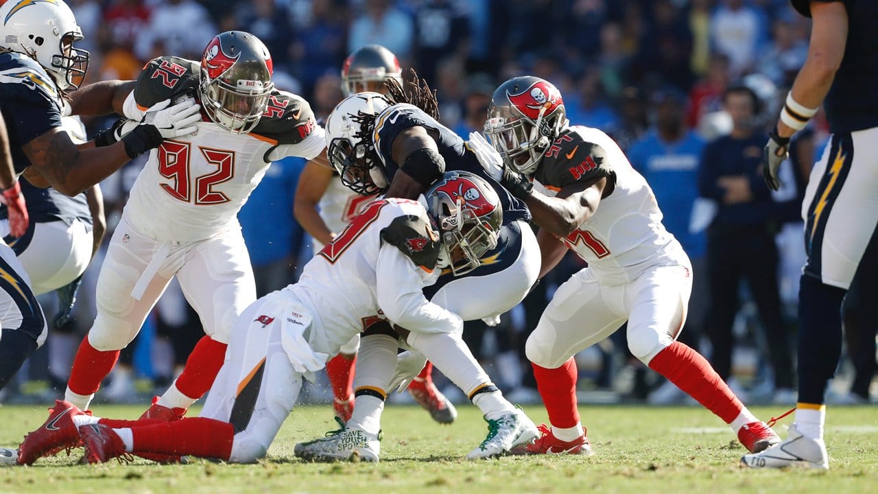 Photos: Buccaneers Vs. Chargers, Week 13