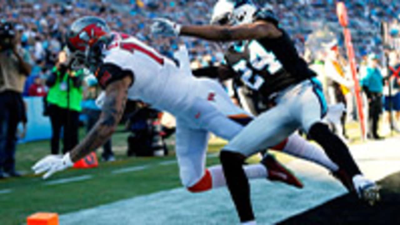 Game Awards: Bucs Vs. Panthers