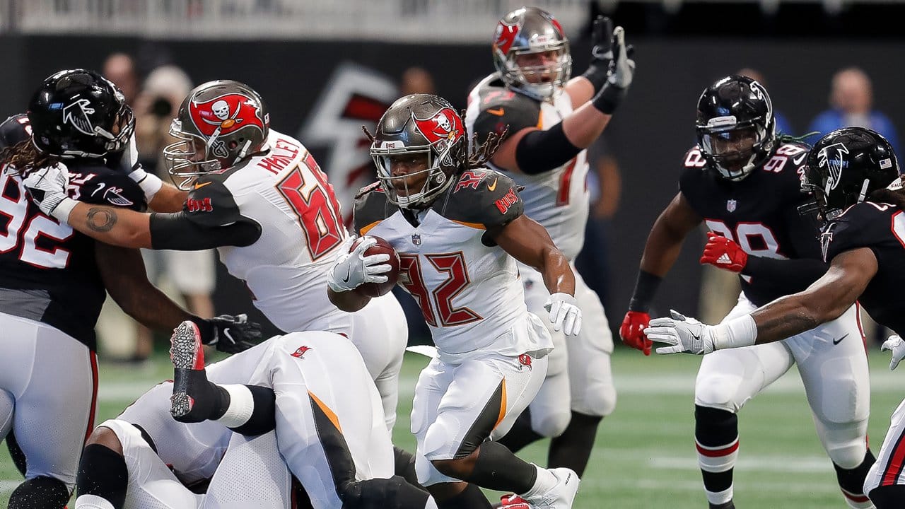 Photos: Buccaneers Vs. Falcons, Week 12